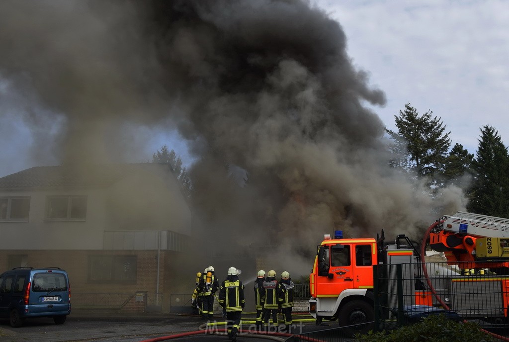 Feuer 2 Y Explo Koeln Hoehenhaus Scheuerhofstr P0198.JPG - Miklos Laubert